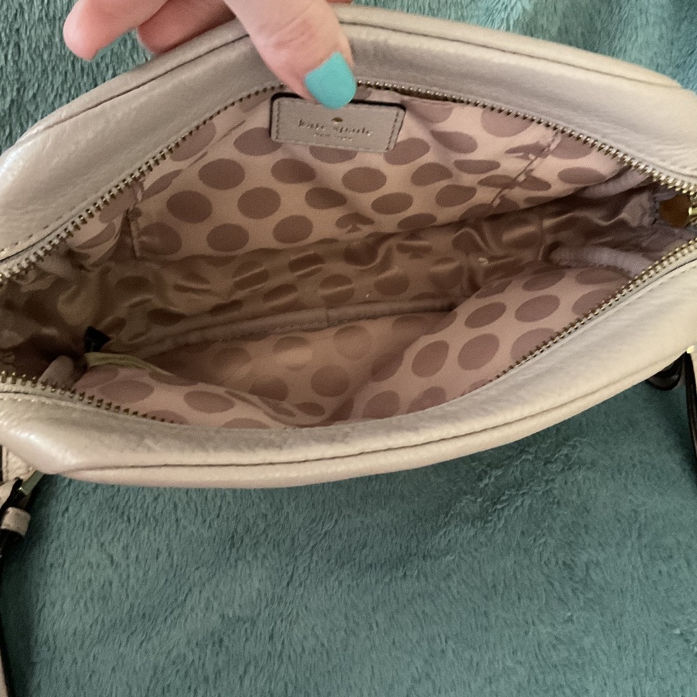 Kate Spade Harper Crossbody Purse - Picture 4 of 4